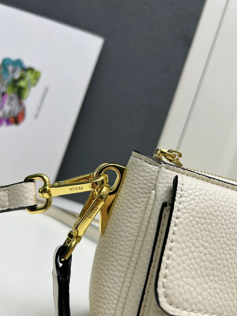 Prada Satchel Bags 4224-0706