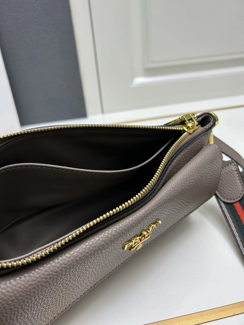 Prada Satchel Bags 4224-0709