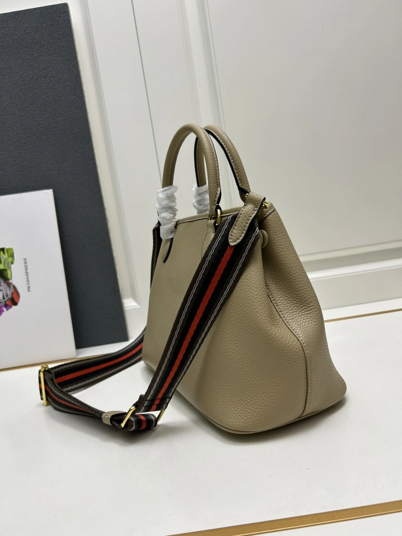 Prada Top Handle Bags 4224-0721