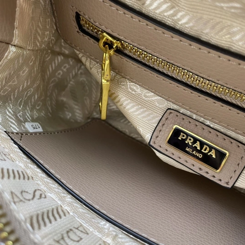 Prada Top Handle Bags 4224-0727