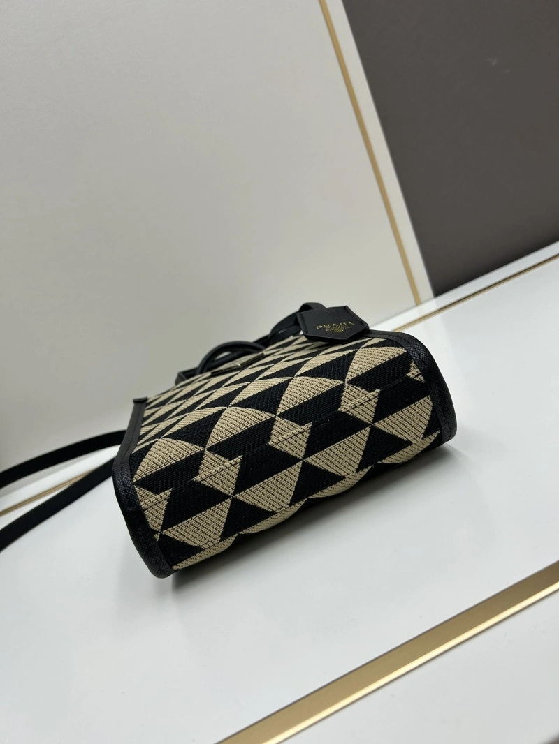 Prada Top Handle Bags 4224-0737