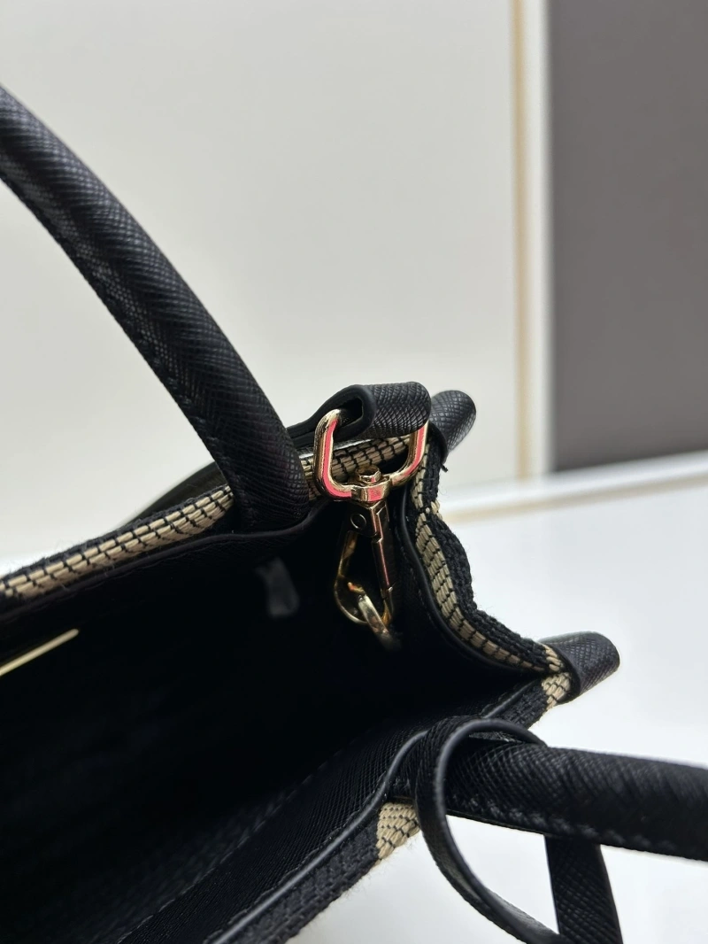 Prada Top Handle Bags 4224-0737