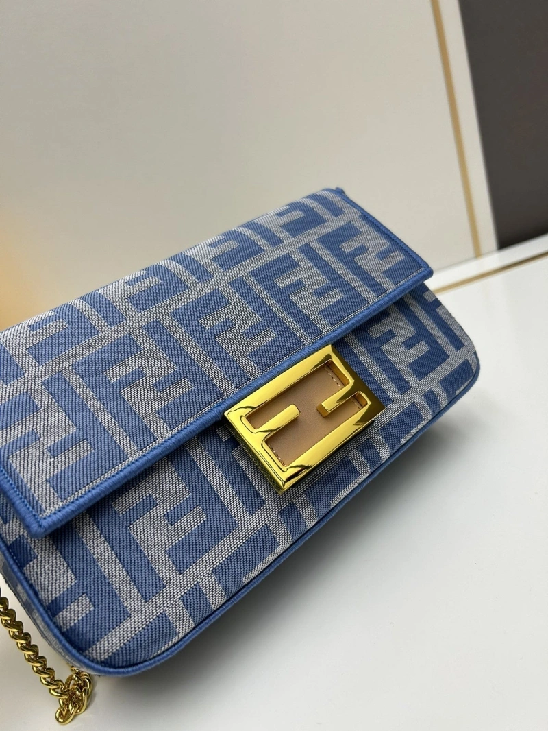Fendi Baguette Bags 4224-0765