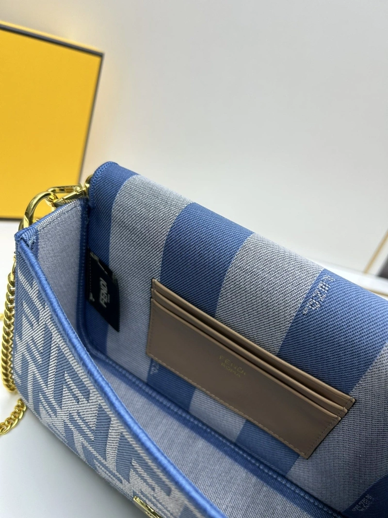 Fendi Baguette Bags 4224-0765