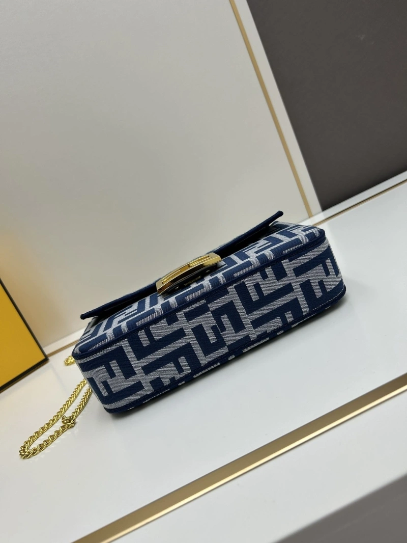 Fendi Baguette Bags 4224-0767