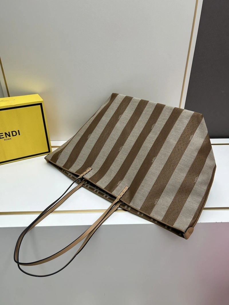 Fendi Shopping Bags 4224-0770