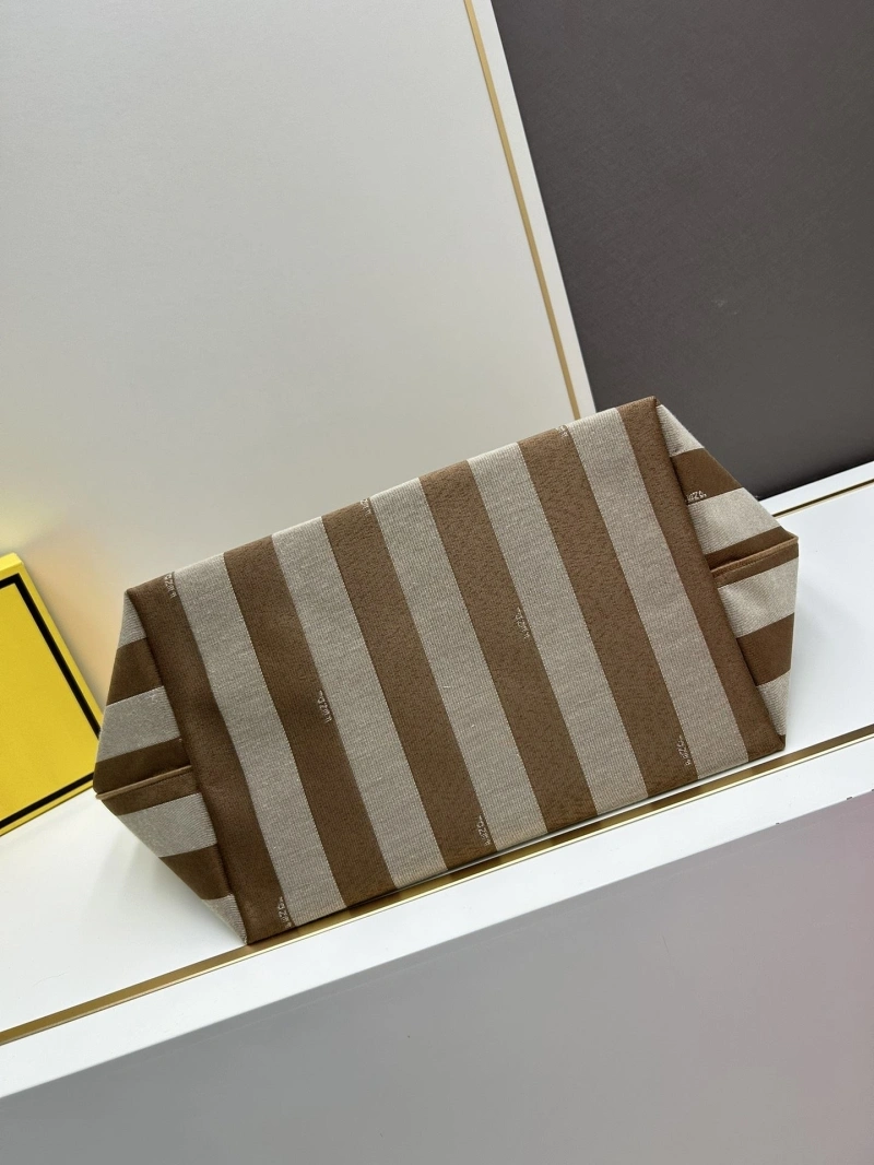 Fendi Shopping Bags 4224-0770