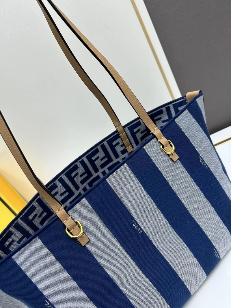 Fendi Shopping Bags 4224-0771