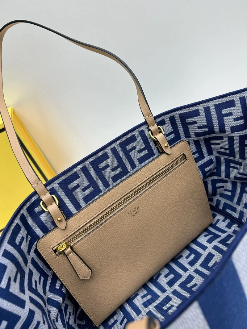 Fendi Shopping Bags 4224-0771