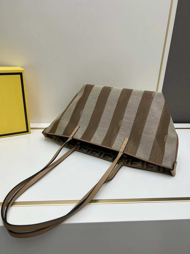 Fendi Shopping Bags 4224-0772