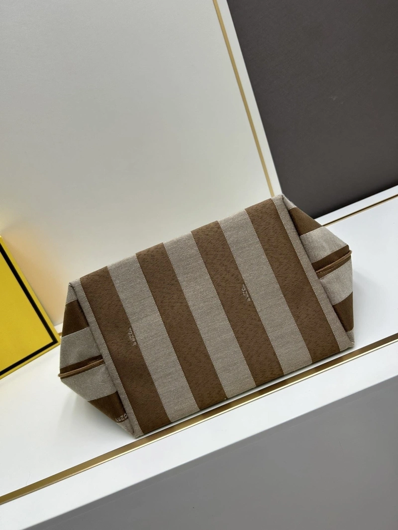 Fendi Shopping Bags 4224-0772