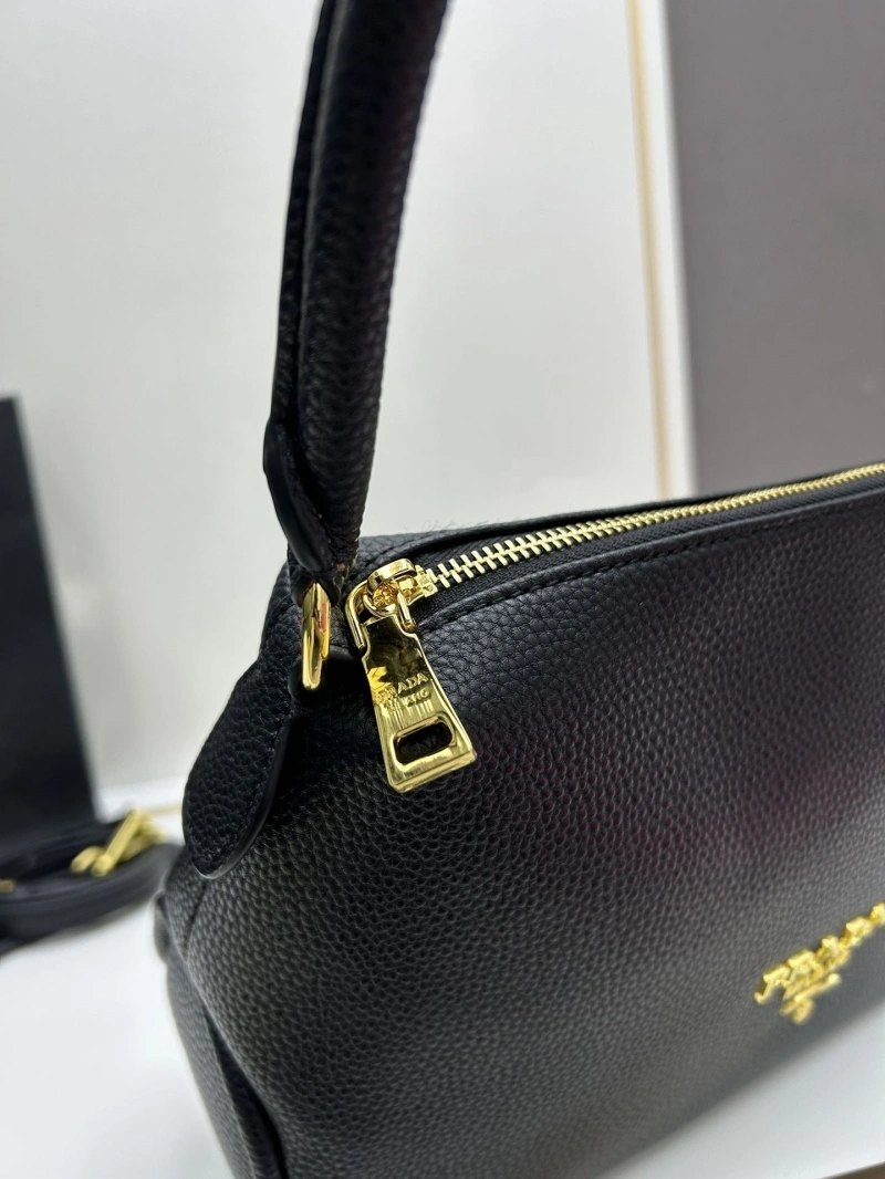Prada Top Handle Bags 4224-0810