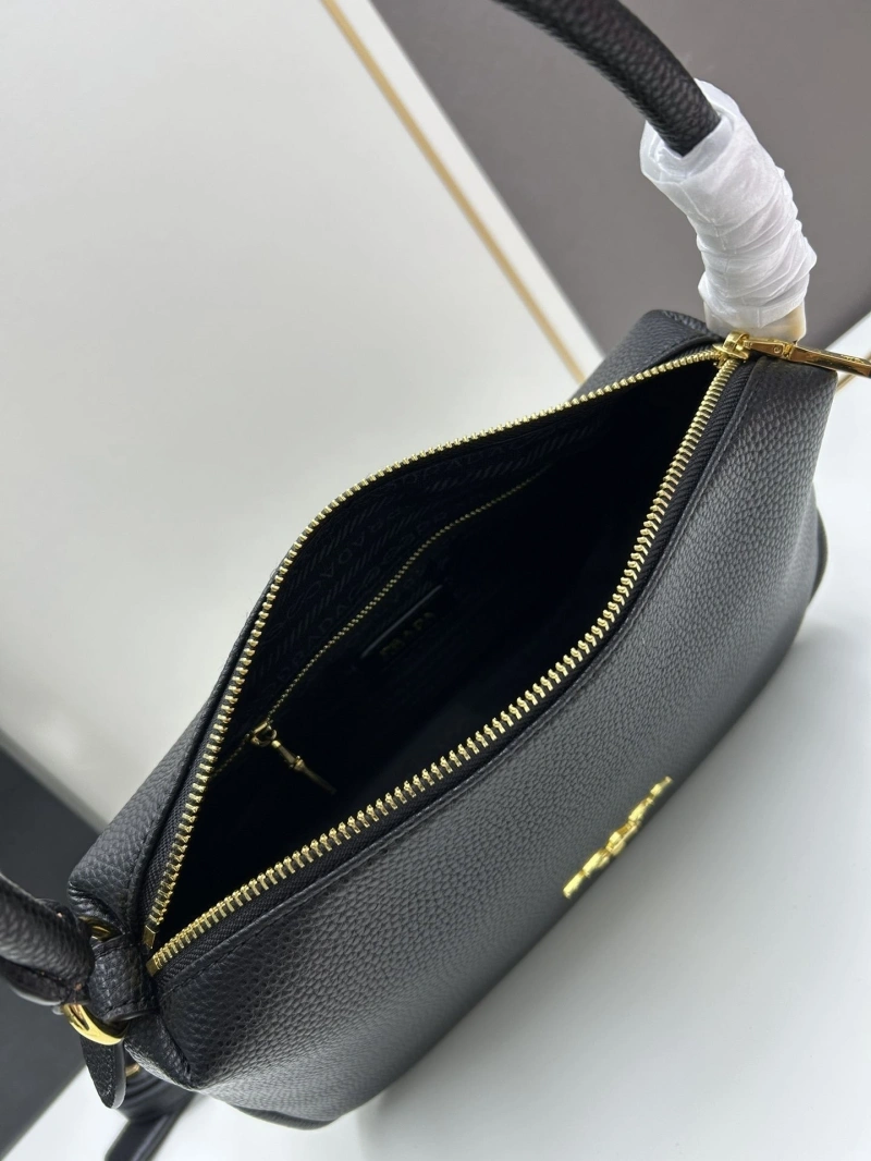 Prada Top Handle Bags 4224-0810