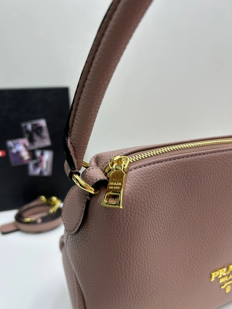 Prada Top Handle Bags 4224-0813