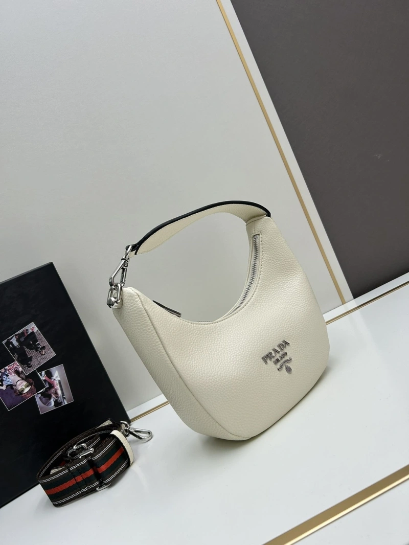 Prada Top Handle Bags 4224-0819