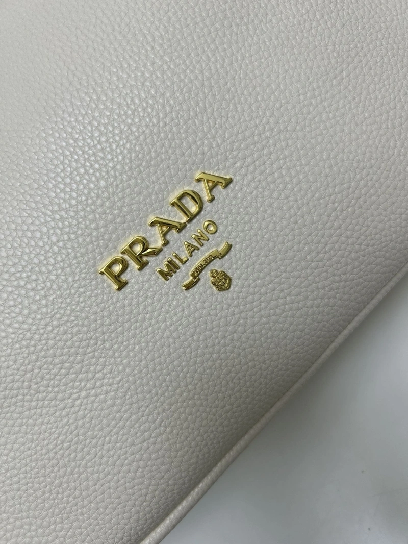 Prada Top Handle Bags 4224-0915