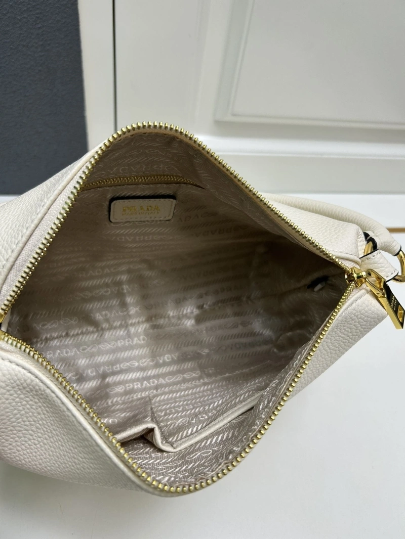 Prada Top Handle Bags 4224-0915