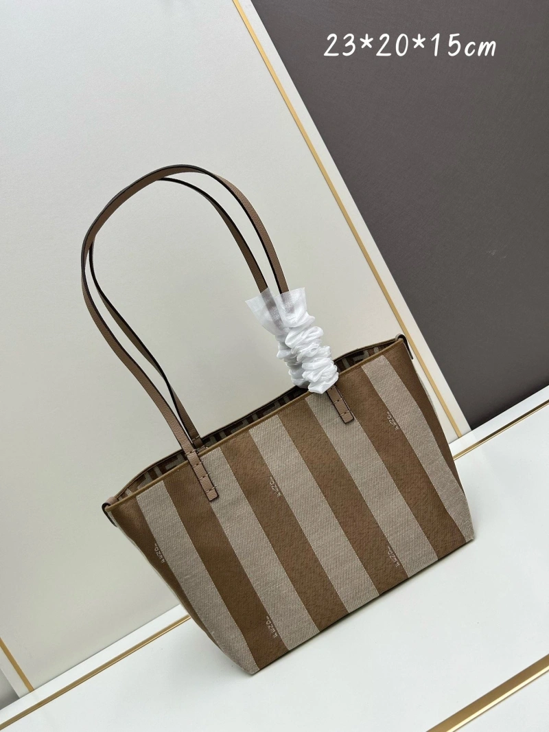 Fendi Shopping Bags 4224-0952