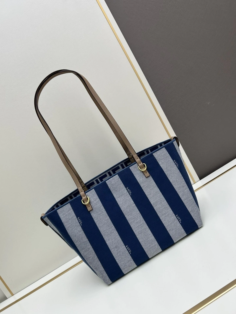 Fendi Shopping Bags 4224-0953