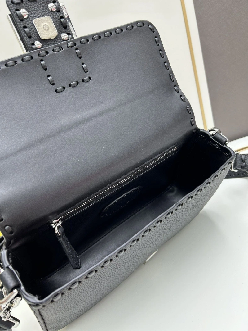 Fendi Baguette Bags 4224-0977