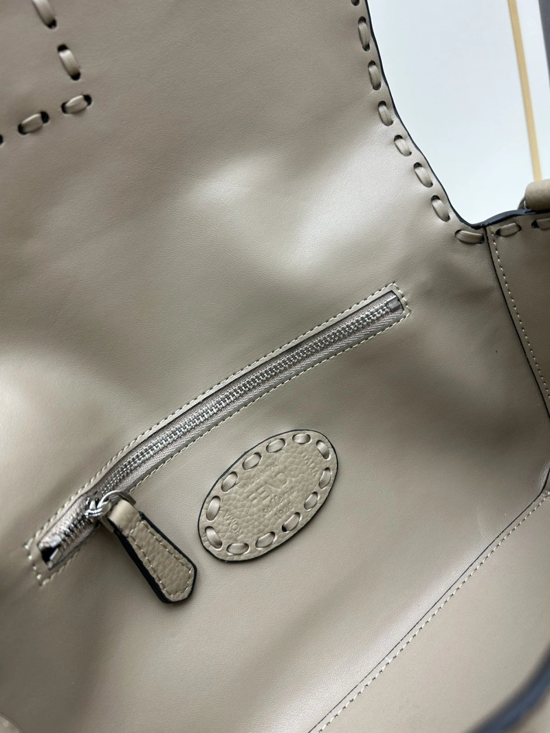 Fendi Baguette Bags 4224-0980