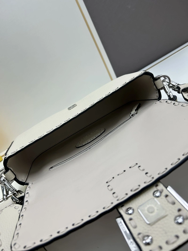 Fendi Baguette Bags 4224-0982