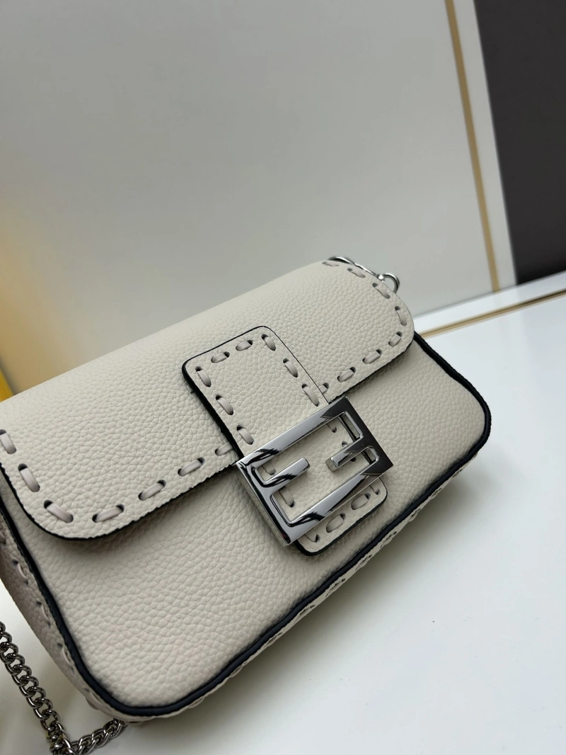 Fendi Baguette Bags 4224-0985