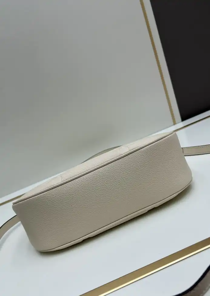 LV Top Handle Bags 4224-1004