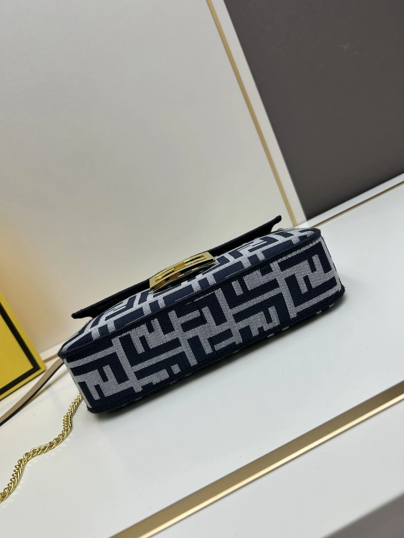 Fendi Baguette Bags 4224-1083