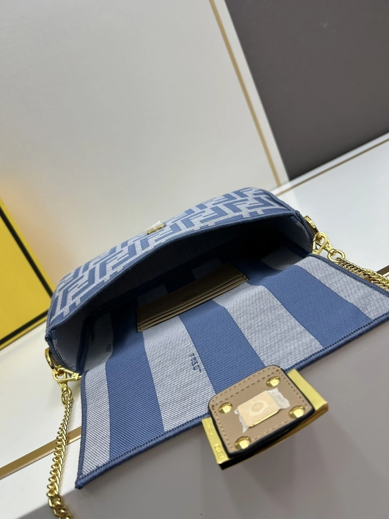 Fendi Baguette Bags 4224-1085