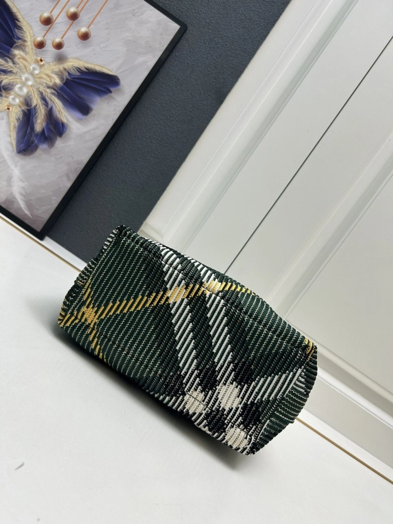 Burberry Top Handle Bags 4224-1103