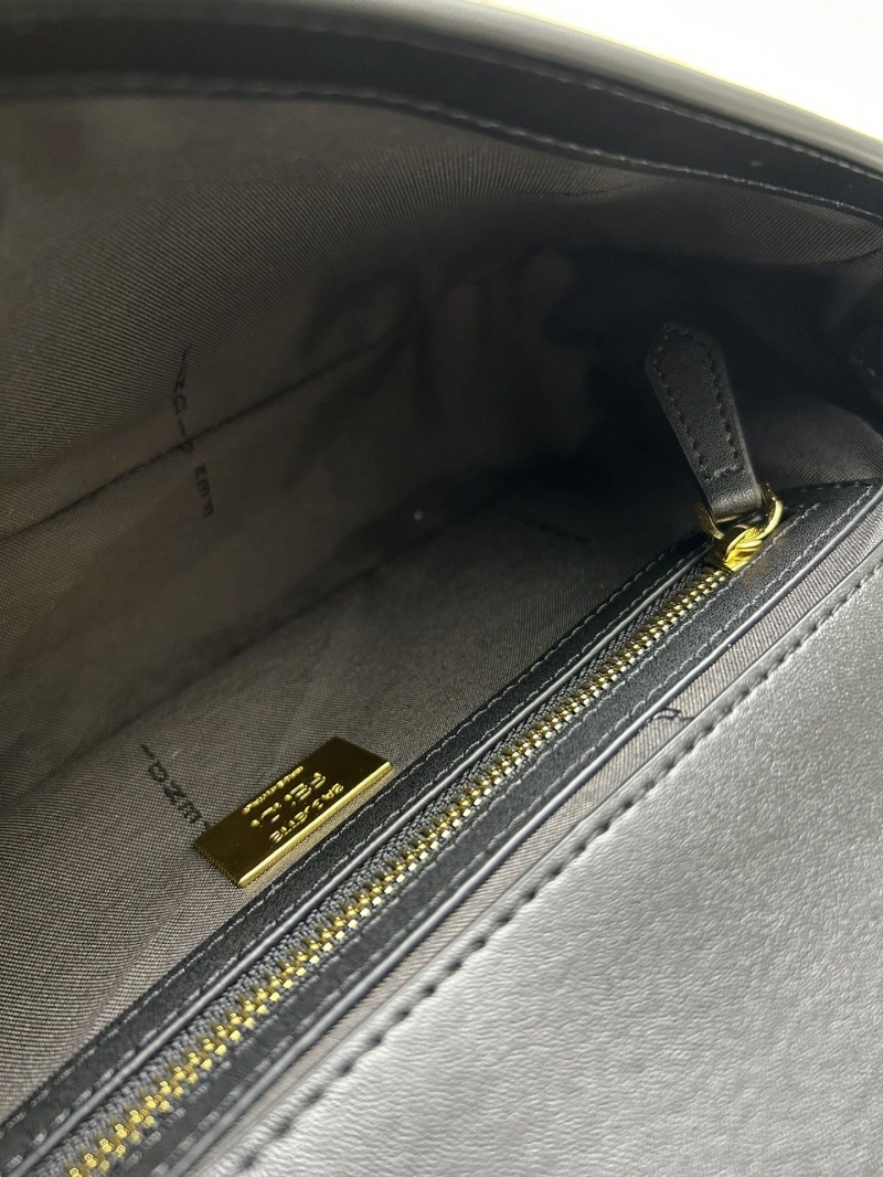 Fendi Baguette Bags 4224-1291