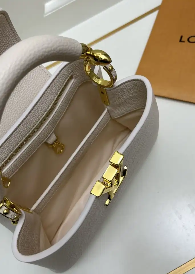 LV Capucines Bags 4224-1389