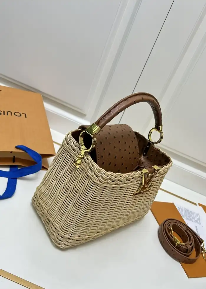 LV Capucines Bags 4224-1746