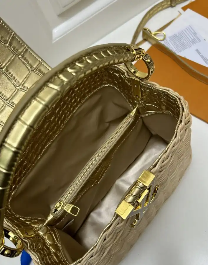 LV Capucines Bags 4224-1751