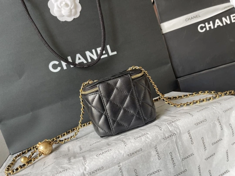 Chanel Cosmetic Bags 4224-1923
