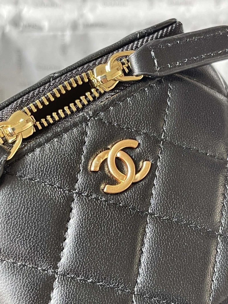 Chanel Cosmetic Bags 4224-1923