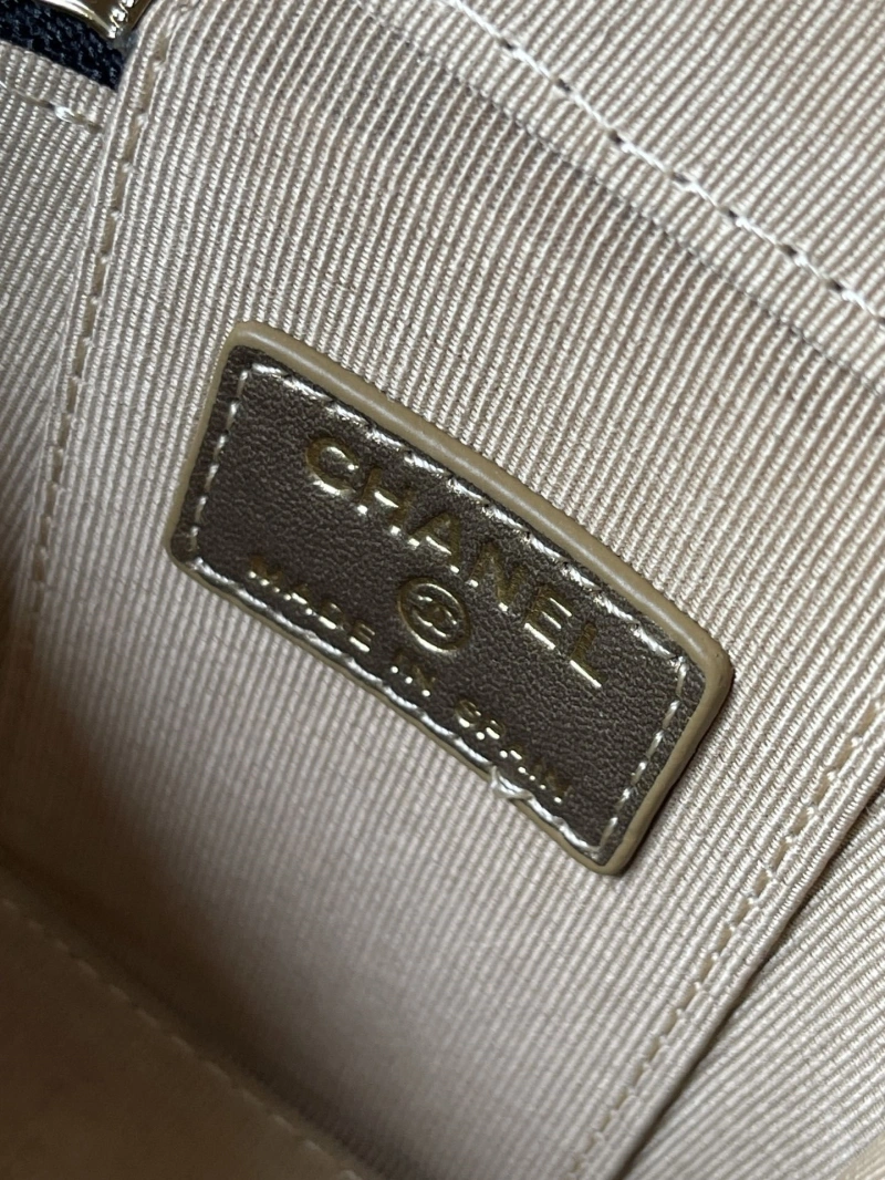 Chanel Cosmetic Bags 4224-1923