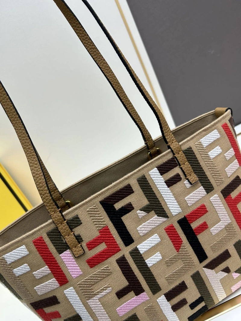 Fendi Shopping Bags 4224-1942
