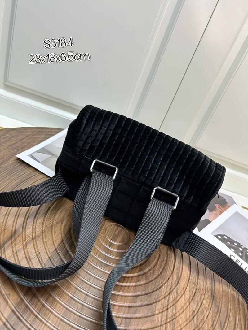 Chanel Backpacks 4224-1953