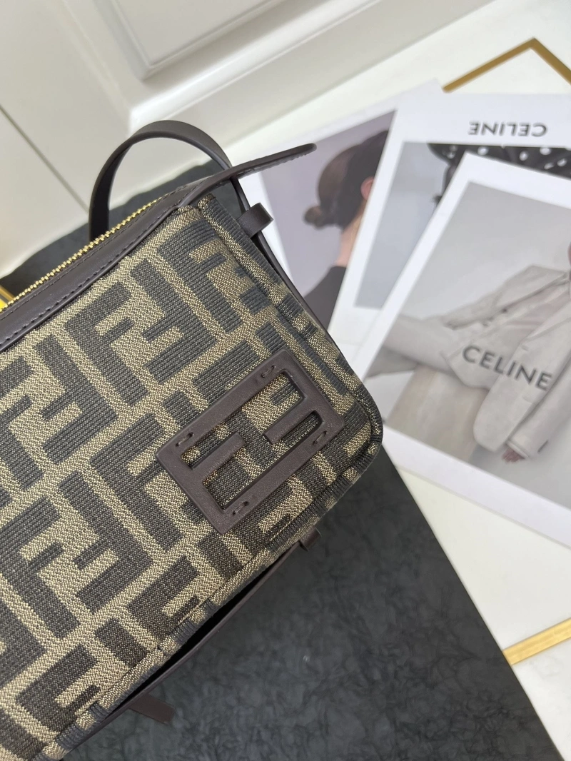 Fendi Satchel Bags 4224-2000