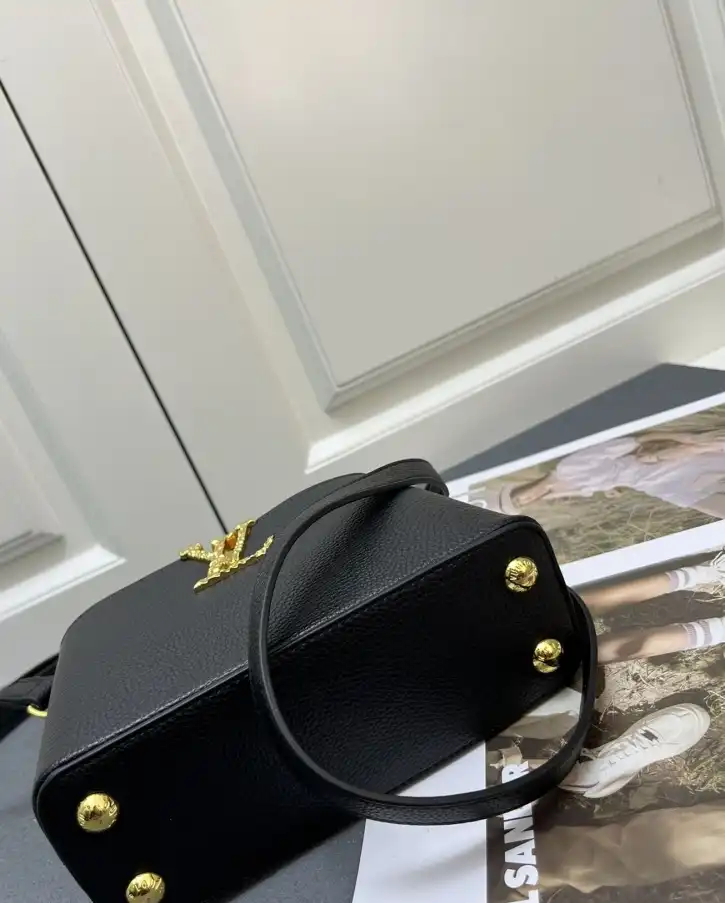 LV Capucines Bags 4224-2013