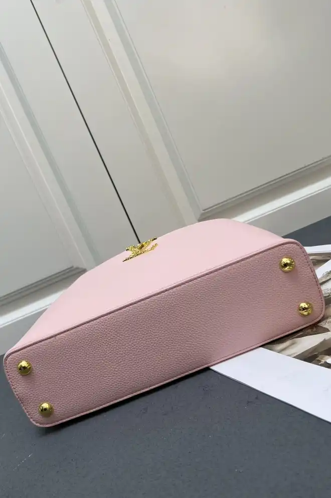 LV Capucines Bags 4224-2015