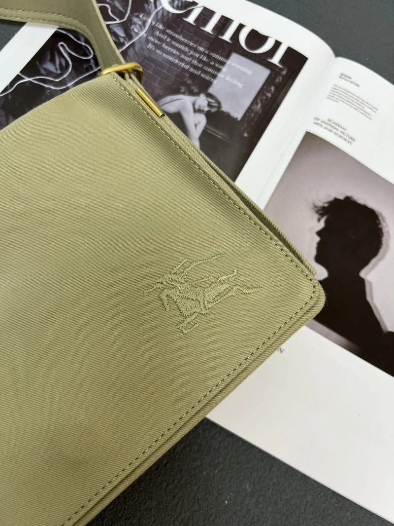 Burberry Satchel Bags 4224-2078