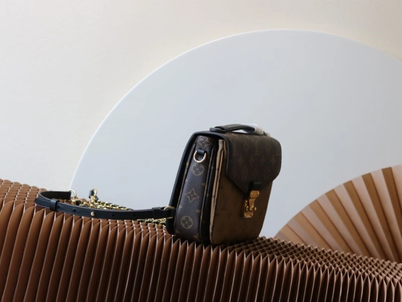 LV Satchel bags 4233A-0322