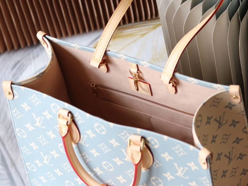LV Shopping Bags 4233A-0324