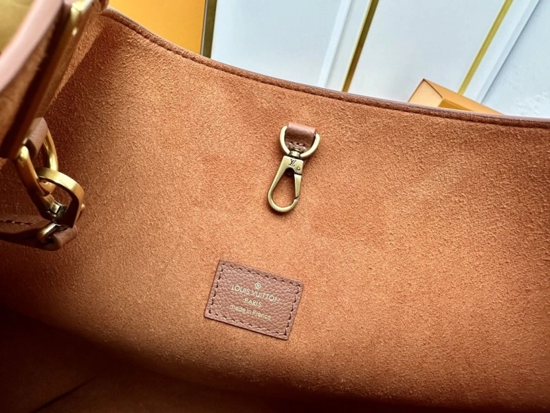 LV Shopping Bags 4233A-0362