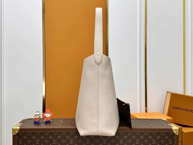 LV Shopping Bags 4233A-0364