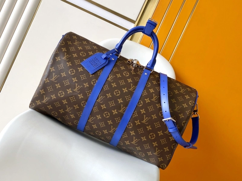 LV Travel Bags 4233A-0384