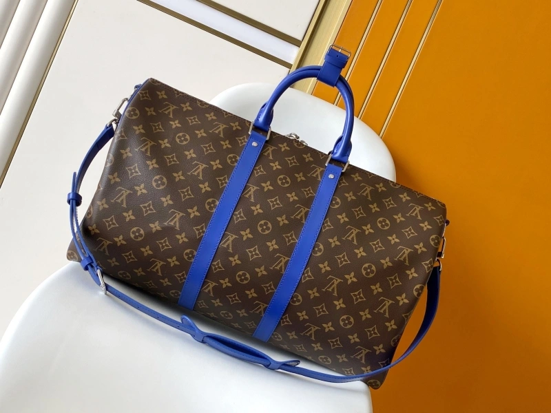 LV Travel Bags 4233A-0384